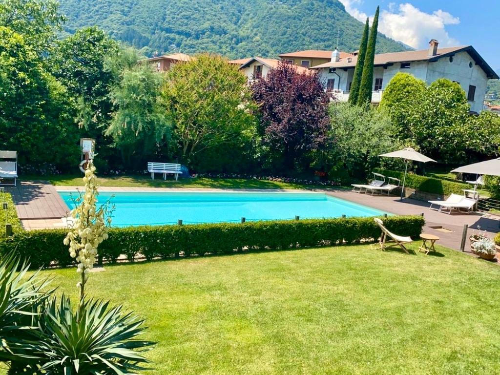 Iris 2 Lago Di Como Dongo Exteriör bild