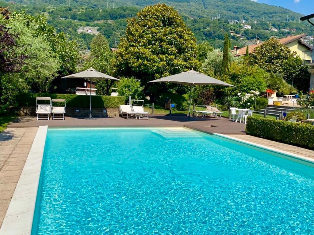 Iris 2 Lago Di Como Dongo Exteriör bild